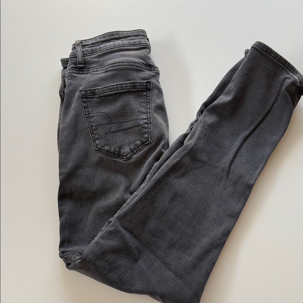 American Eagle Outfitters Dark Gray Mom Jeans